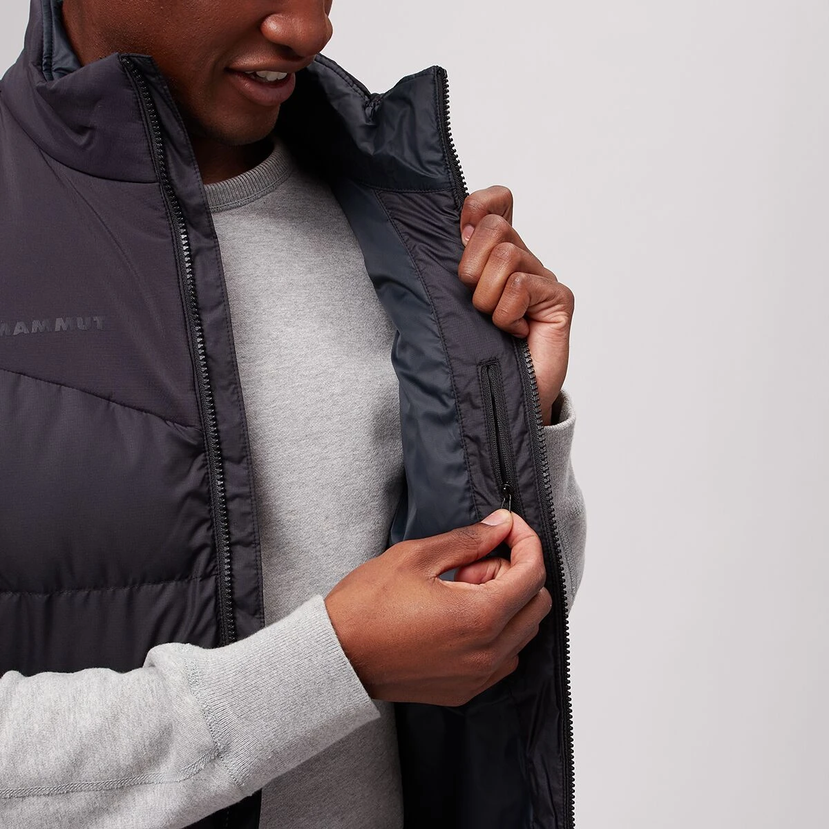 Mammut Whitehorn IN Vest - Men's 5 Mammut Whitehorn IN Vest - Men's - Image 3